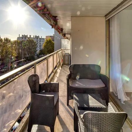 Magnifique A Deux Minutes De La Apartment